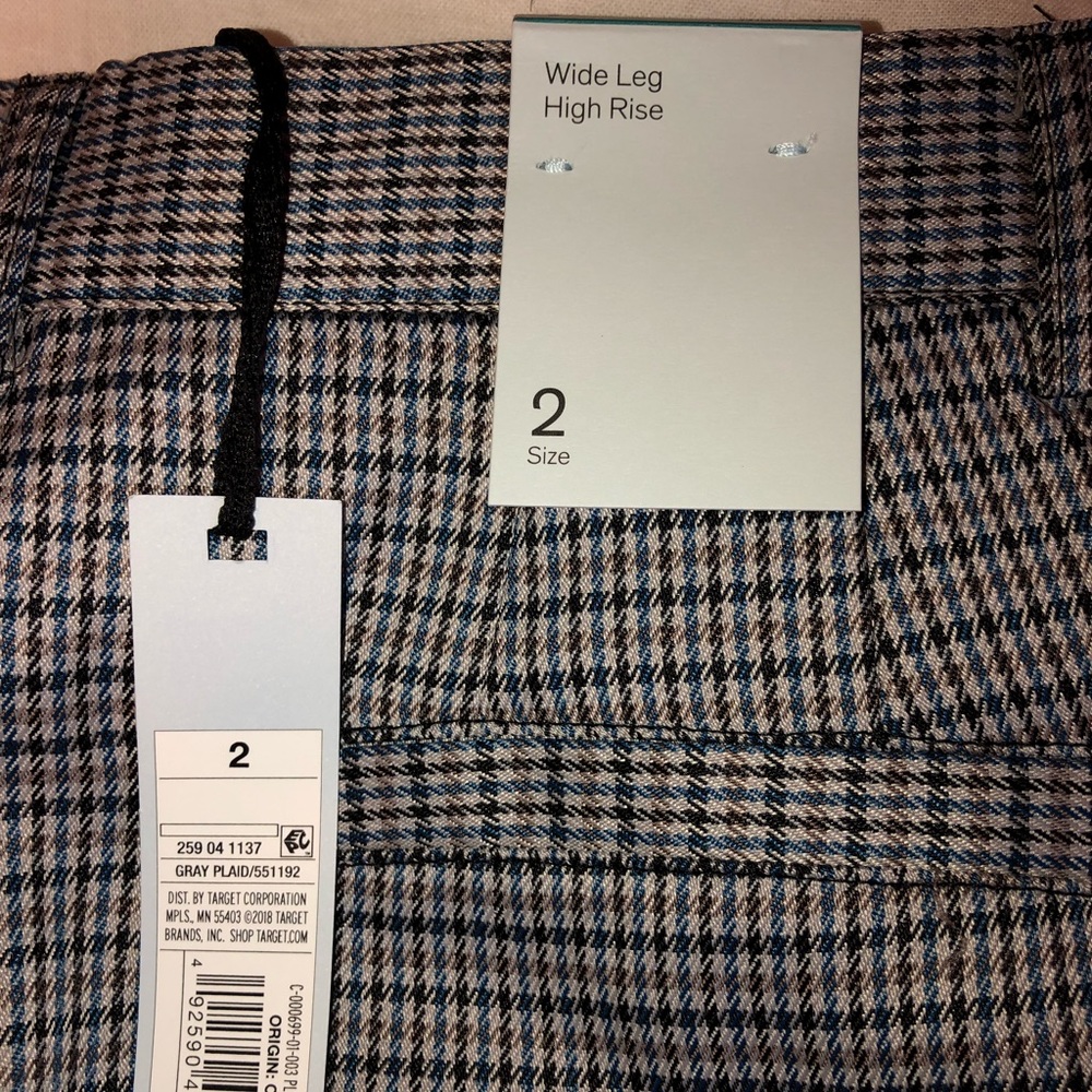 NWT. Hi-rise Wide leg trousers